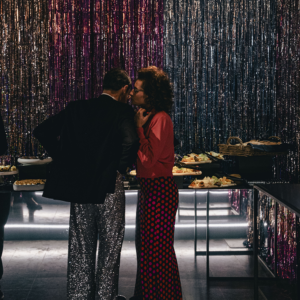 Vaudeville Anniversaire Disco Couple Talking Disco