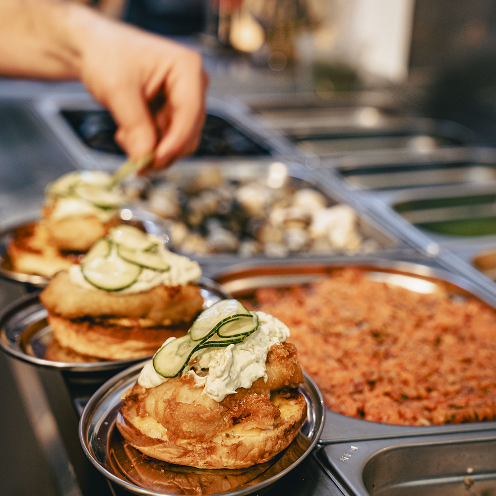 Polpo Cesar Lewandoski Seafood Burgers Counter