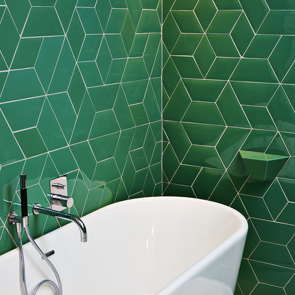 Hotel des Galeries Bathroom Green geometrical design wall