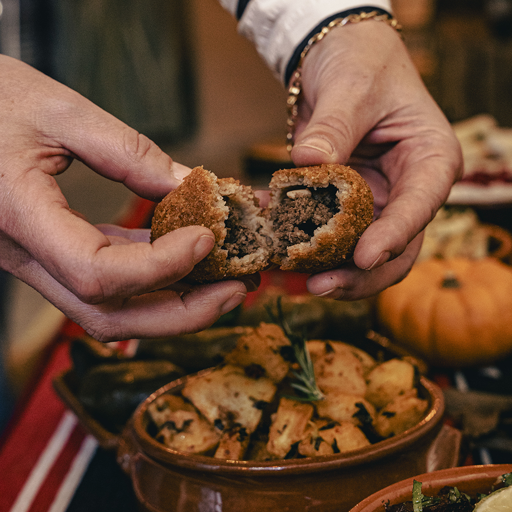 Mezzeway Middle East Cooking Crunshy food