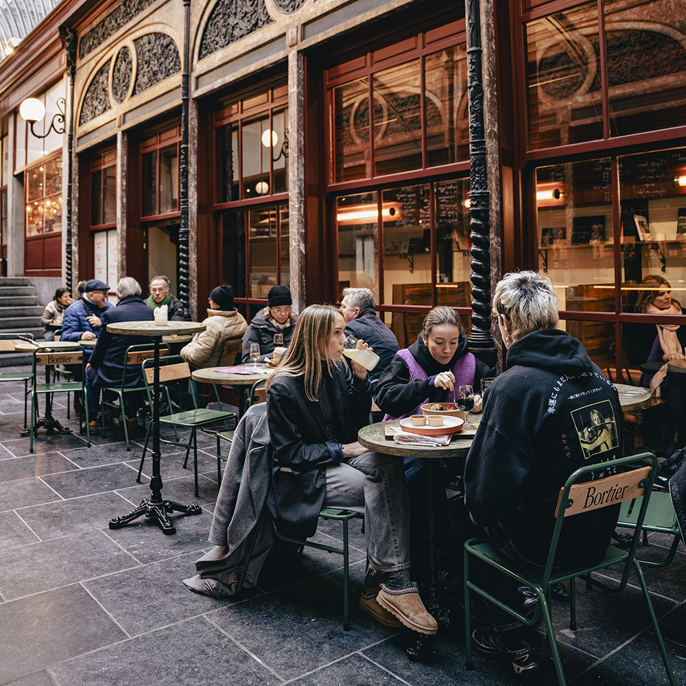 Bortier Gallerry Acces practical Opening Hours Map Food Market